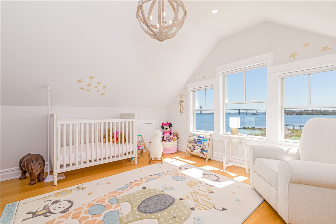 10 Coulter Street Jamestown, RI 02835 - Photo 30 of 48 3rd floor - Nursery / den with full bath