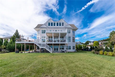 $6,999,000 | 10 Coulter Street, Jamestown, RI 02835