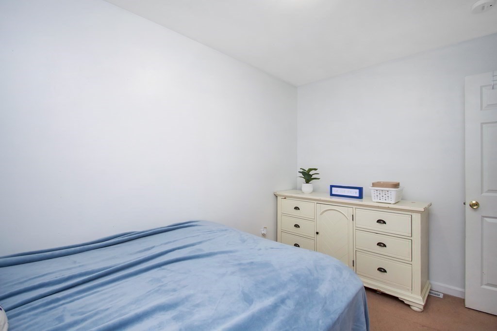 21-23 Pequot Street Springfield, MA 01151 - Photo 30 of 42 Gallery Image 30
