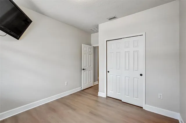 a view of a livingroom with an empty space