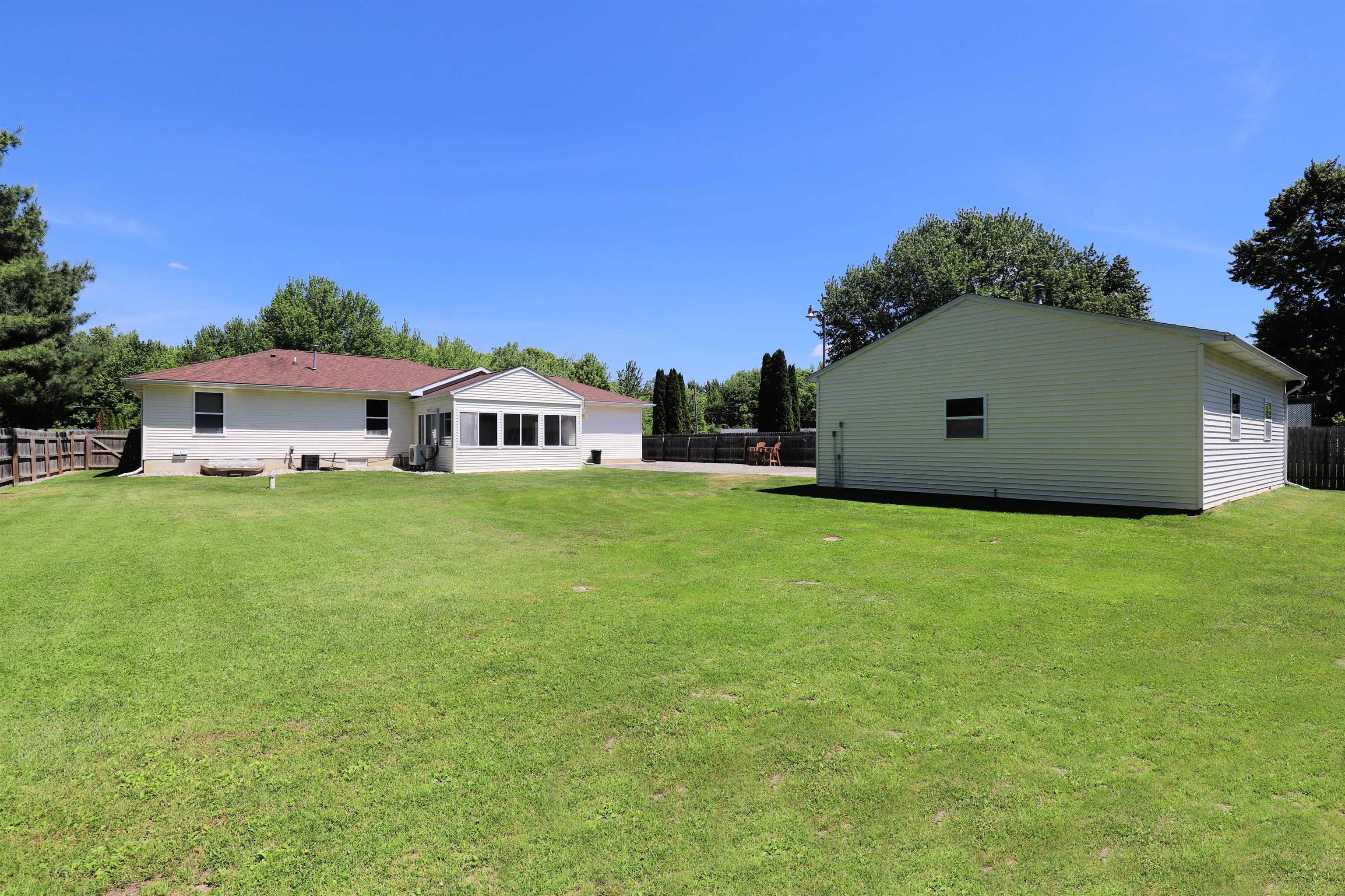 6285 Chicago Road Flushing, MI 48433 - Photo 37 of 41