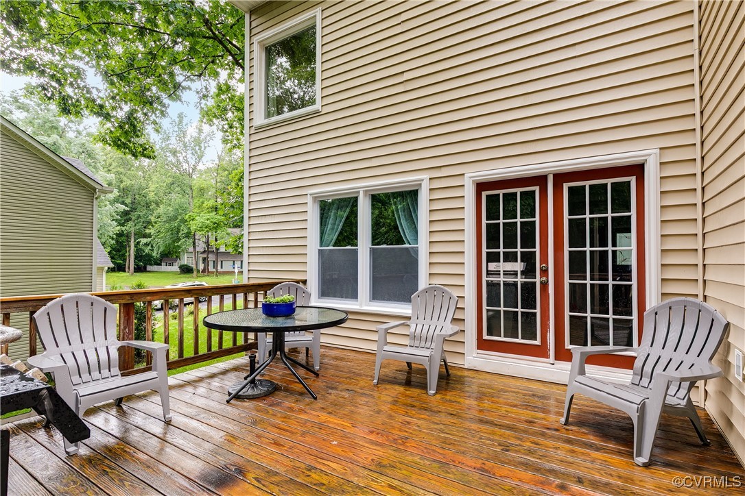 5809 Rosebay Forest Road Midlothian, VA 23112 - Photo 43 of 48 a view of sitting area with furniture