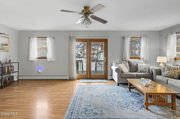 $328,200 | 7 Groveland Avenue, Rotterdam, NY 12306