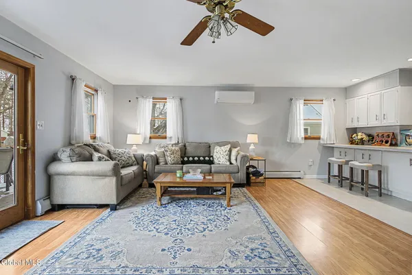 $328,200 | 7 Groveland Avenue, Rotterdam, NY 12306