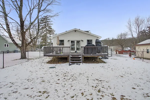 $328,200 | 7 Groveland Avenue, Rotterdam, NY 12306
