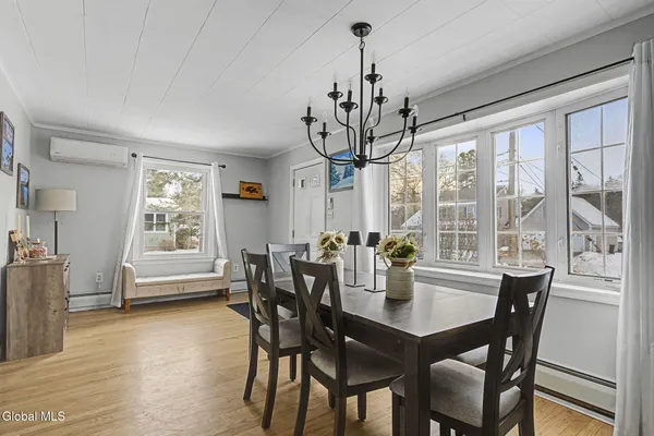 $328,200 | 7 Groveland Avenue, Rotterdam, NY 12306