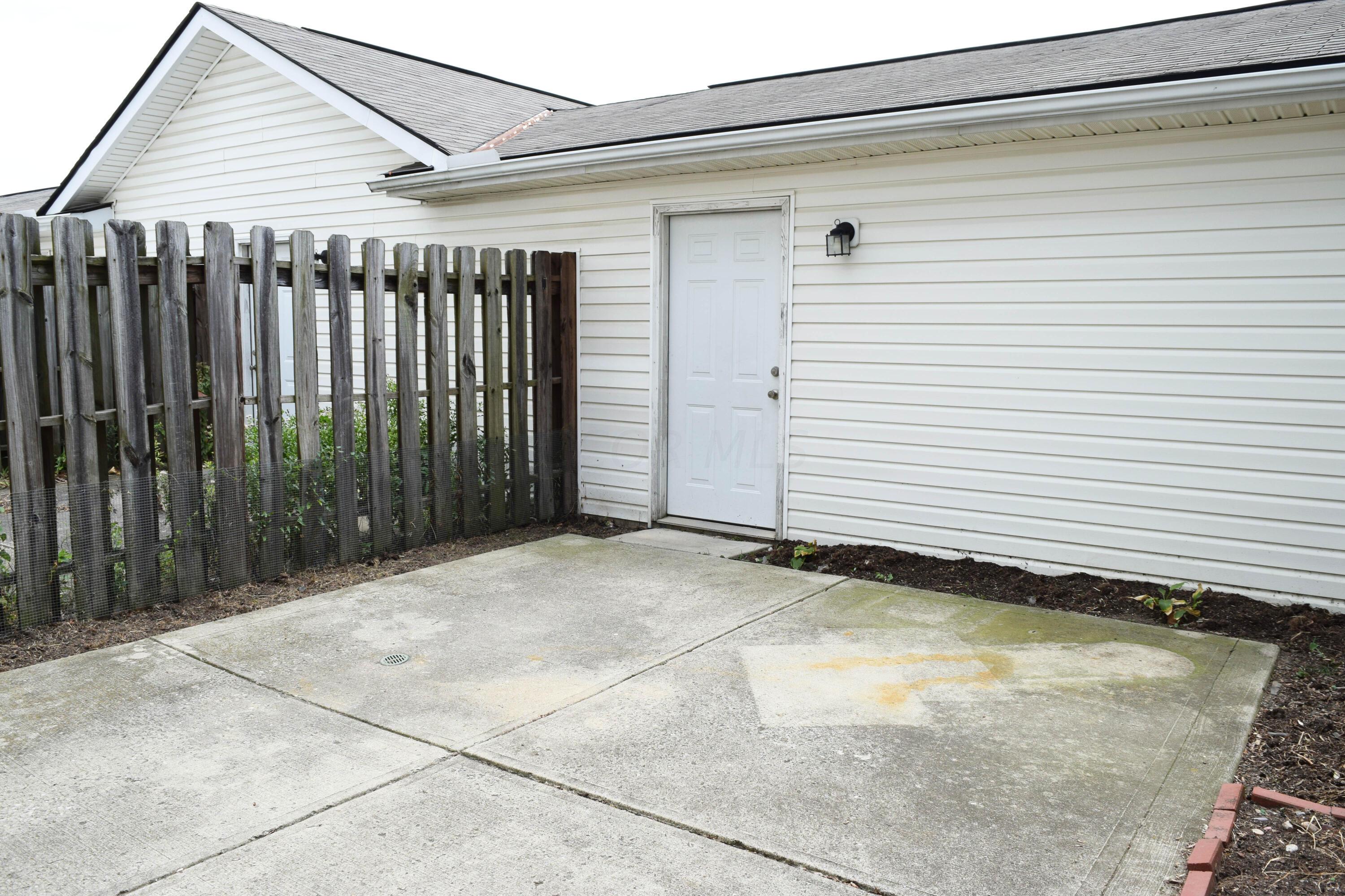 605 Lazelle Road Westerville, OH 43081 - Photo 20 of 24 20-Patio