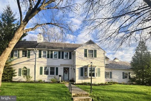 $489,999 | 3022 Dunglow Road, Baltimore, MD 21222