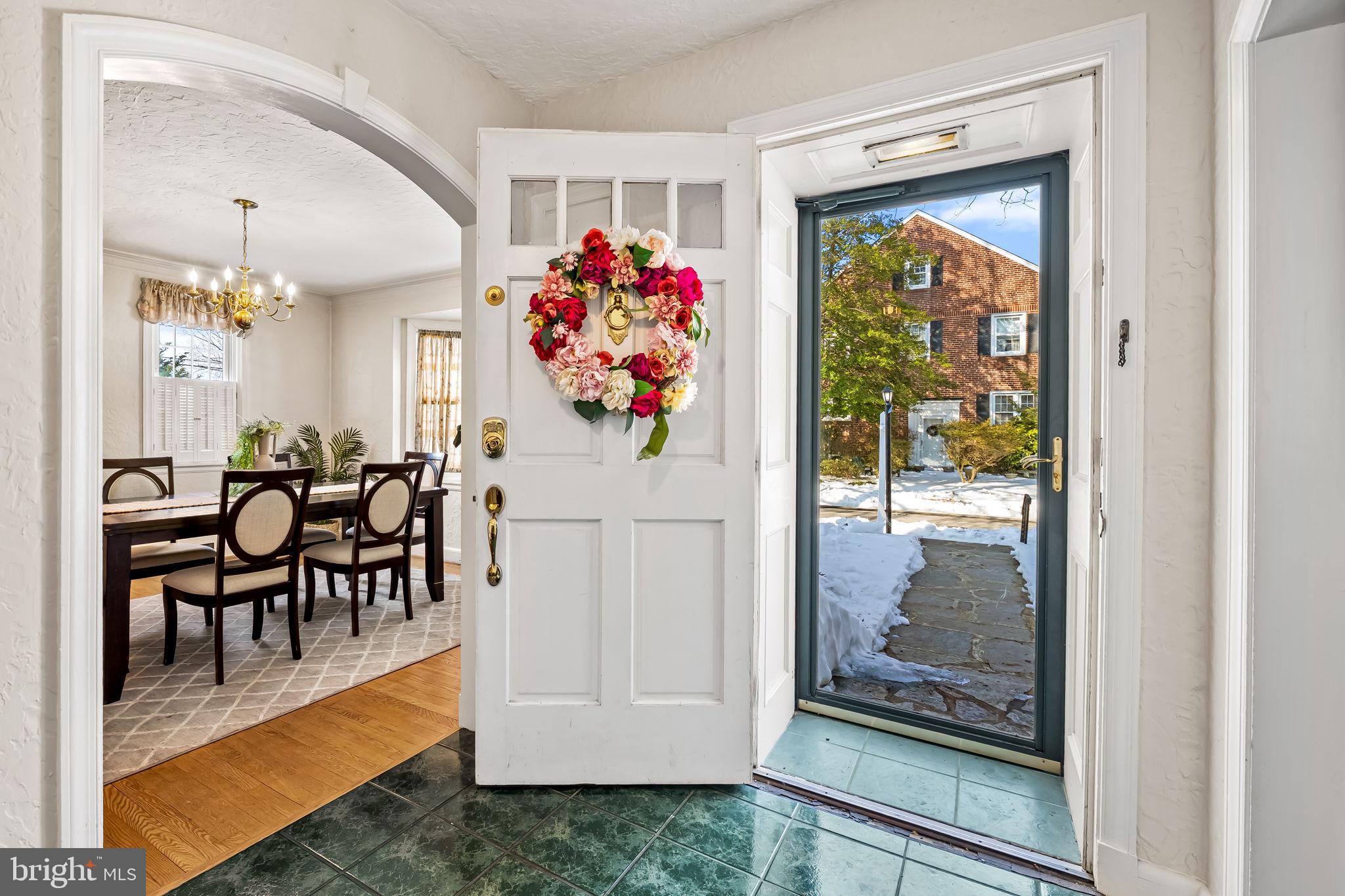 3022 Dunglow Road Baltimore, MD 21222 - Photo 2 of 45 Entrance