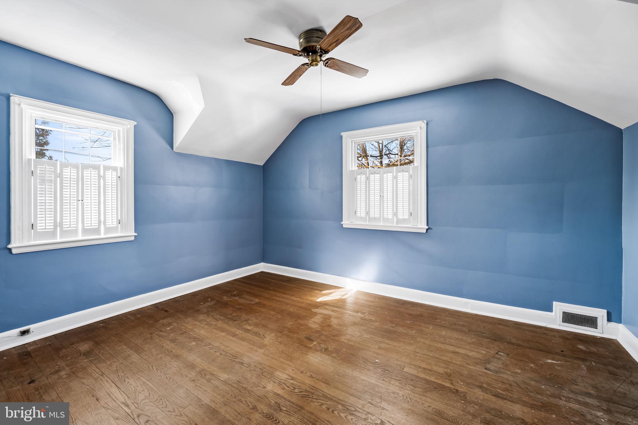 3022 Dunglow Road Baltimore, MD 21222 - Photo 26 of 45 a view of room with window and ceiling fan