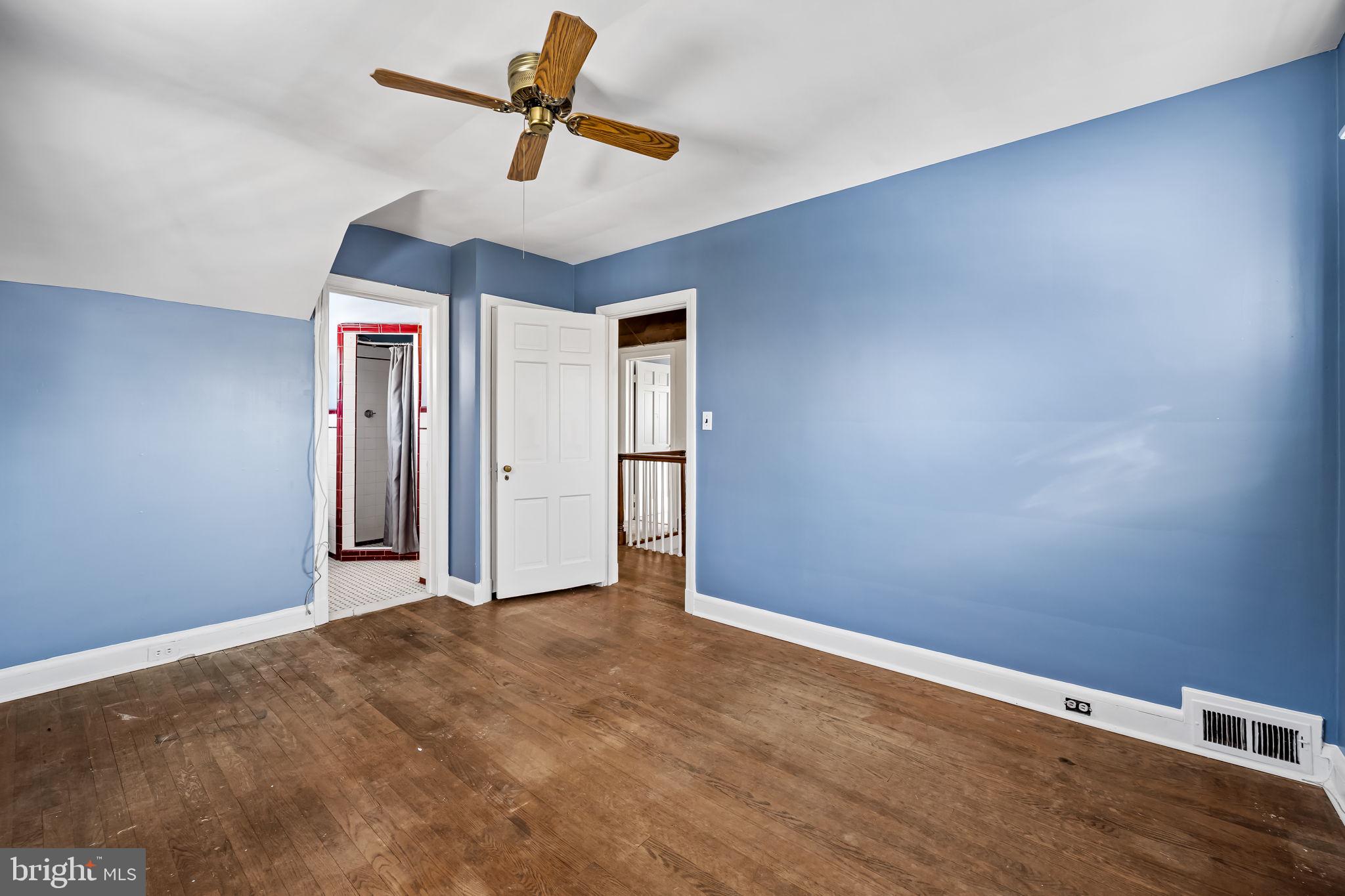 3022 Dunglow Road Baltimore, MD 21222 - Photo 27 of 45 a view of empty room with ceiling fan