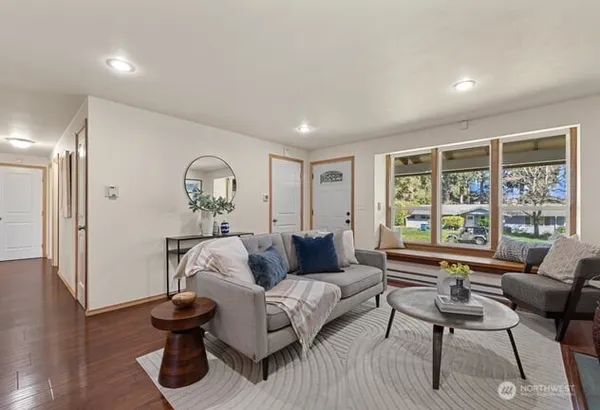 $699,950 | 15014 54th Place West, Edmonds, WA 98026