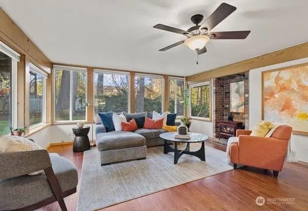 $699,950 | 15014 54th Place West, Edmonds, WA 98026
