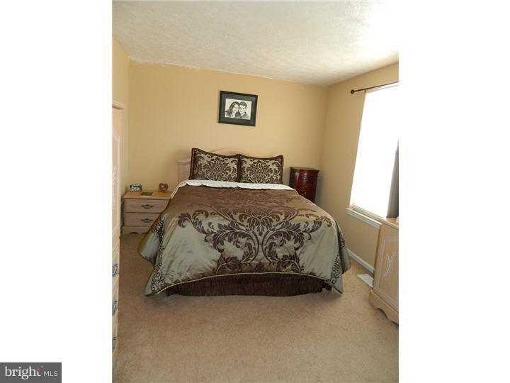 70 Vanderbilt Court Sicklerville, NJ 08081 - Photo 9 of 12