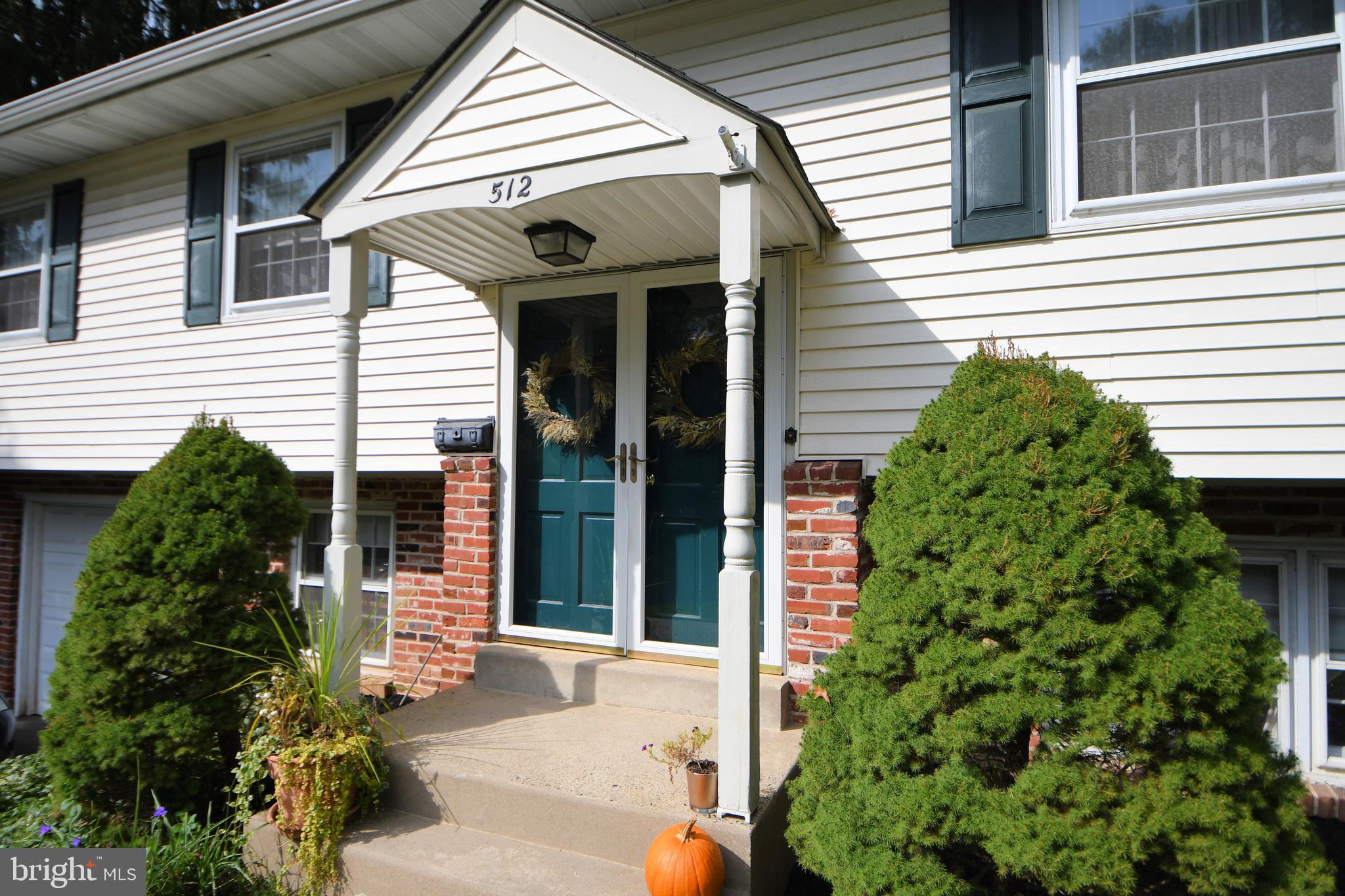 512 Cedarbrook Road Southampton, PA 18966 - Photo 4 of 43 Gallery Image 4