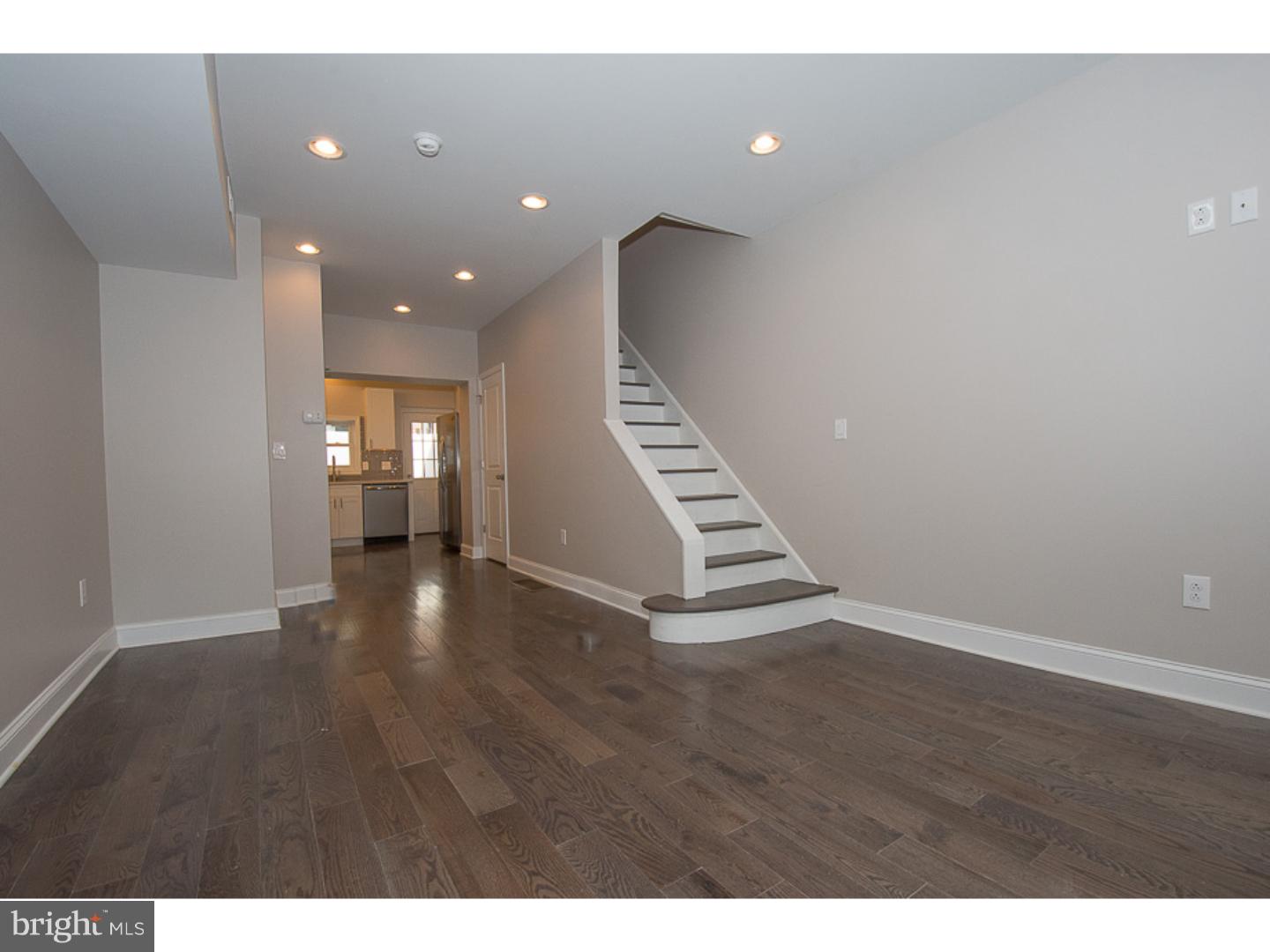 905 Mountain Street Philadelphia, PA 19148 - Photo 2 of 20