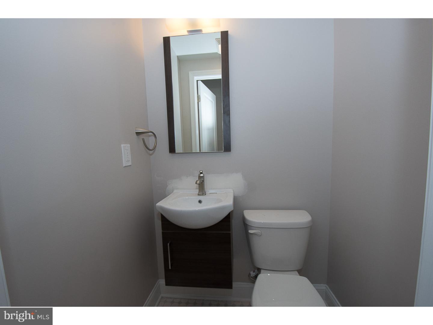 905 Mountain Street Philadelphia, PA 19148 - Photo 12 of 20