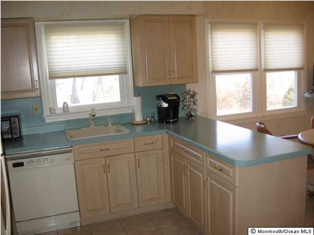 65 Old Post Road Freehold, NJ 07728 - Photo 6 of 13 Additional Photo