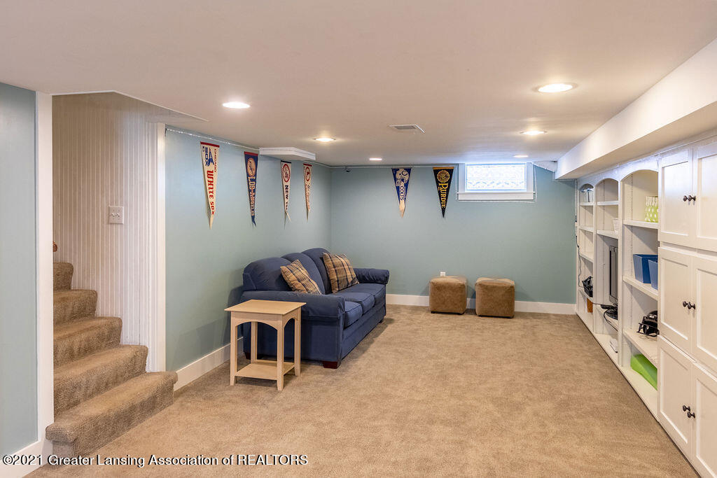 535 Ardson Road East Lansing, MI 48823 - Photo 55 of 62 Final-48