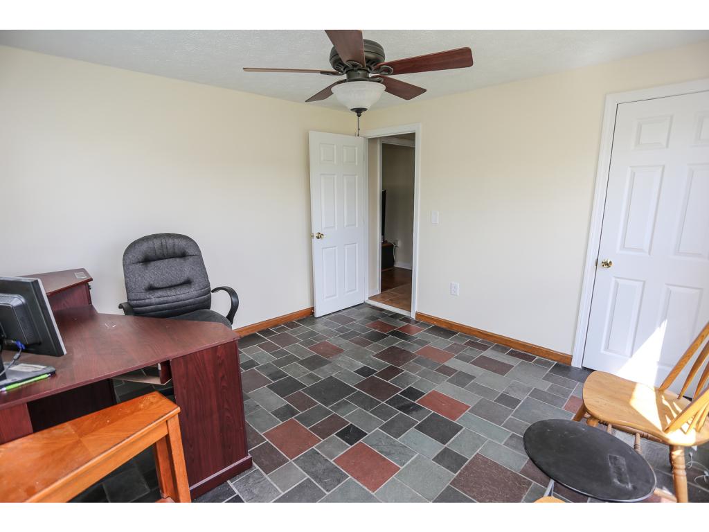 95 Mooresville Road Manchester, NH 03103 - Photo 24 of 26