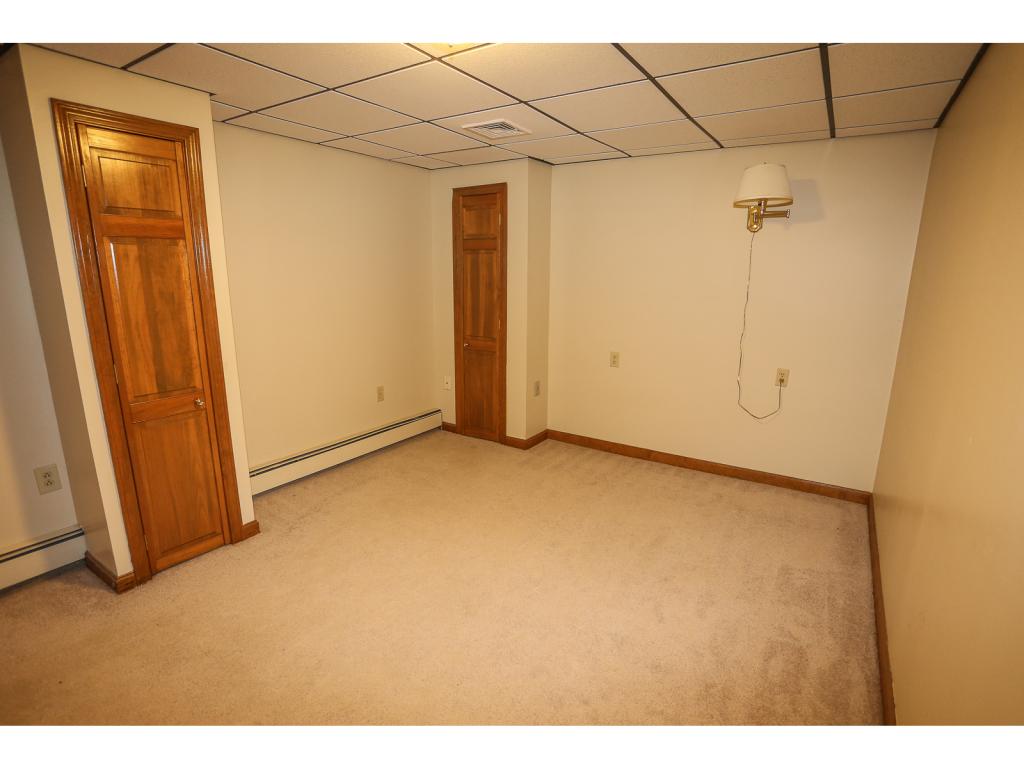 95 Mooresville Road Manchester, NH 03103 - Photo 26 of 26