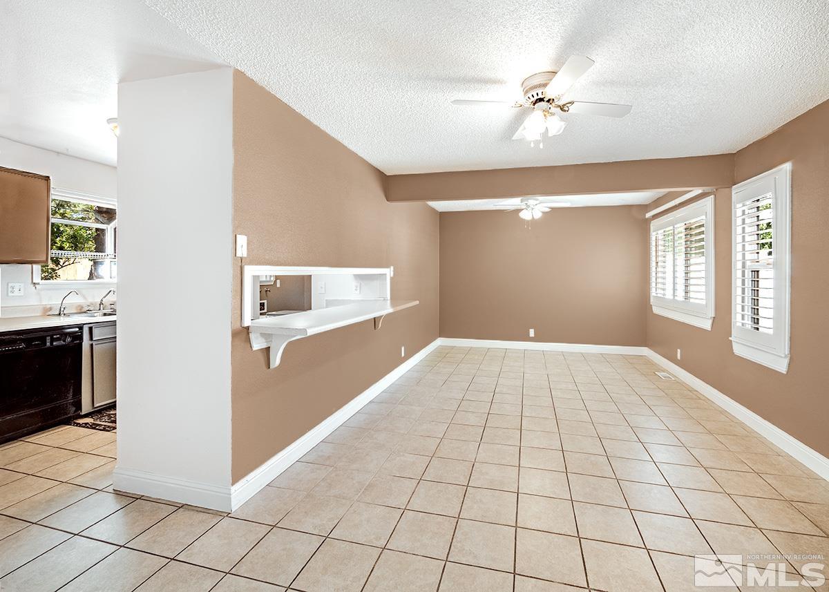 3525 Yosemite Place Reno, NV 89503 - Photo 4 of 19 Photo 4