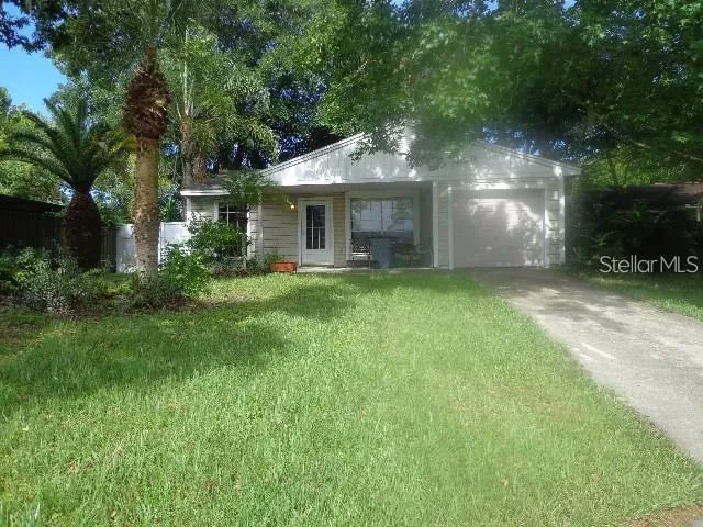 $2,190 | 3874 Lake Shore Drive, Palm Harbor, FL 34684