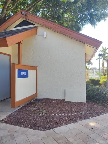 $2,190 | 3874 Lake Shore Drive, Palm Harbor, FL 34684