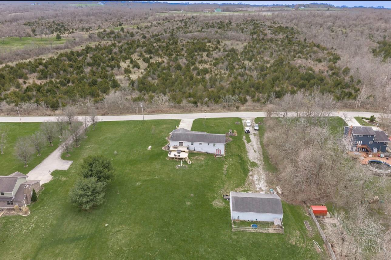 2810 Somerville Road Somerville, OH 45064 - Photo 4 of 63