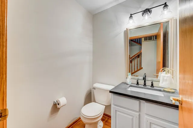 $437,900 | 14517 Albany Avenue, Lemont, IL 60439