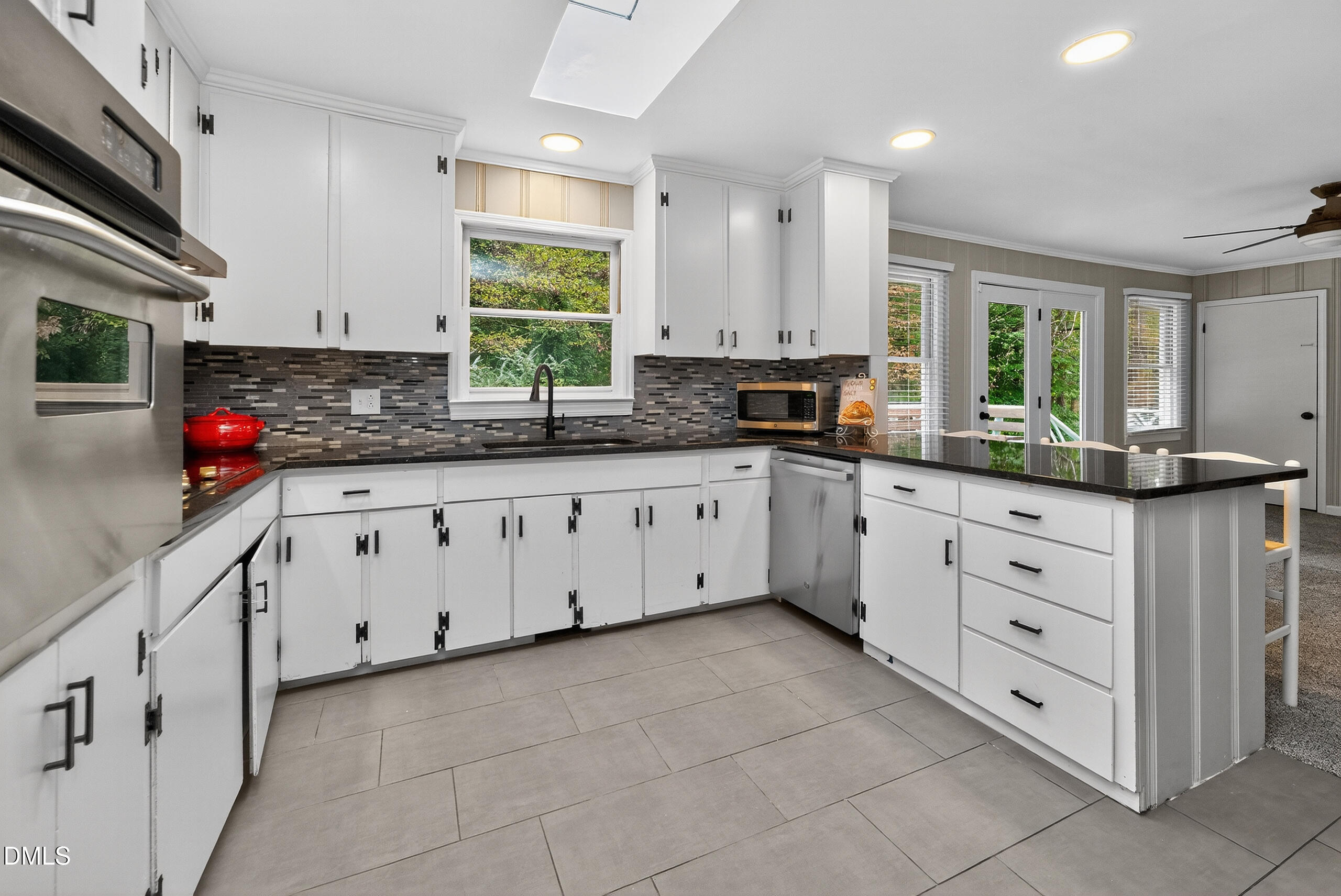 4210 Boxwood Road Raleigh, NC 27612 - Photo 25 of 61 025_DSC08402