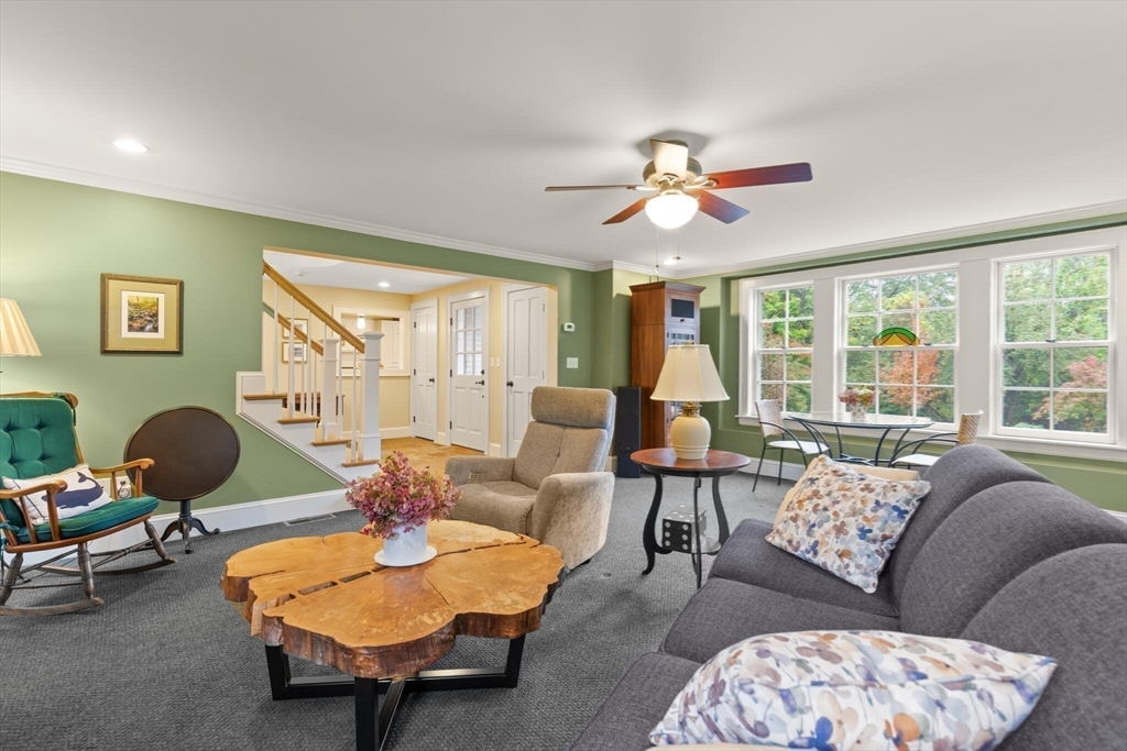 407 Highland Street Milton, MA 02186 - Photo 13 of 40