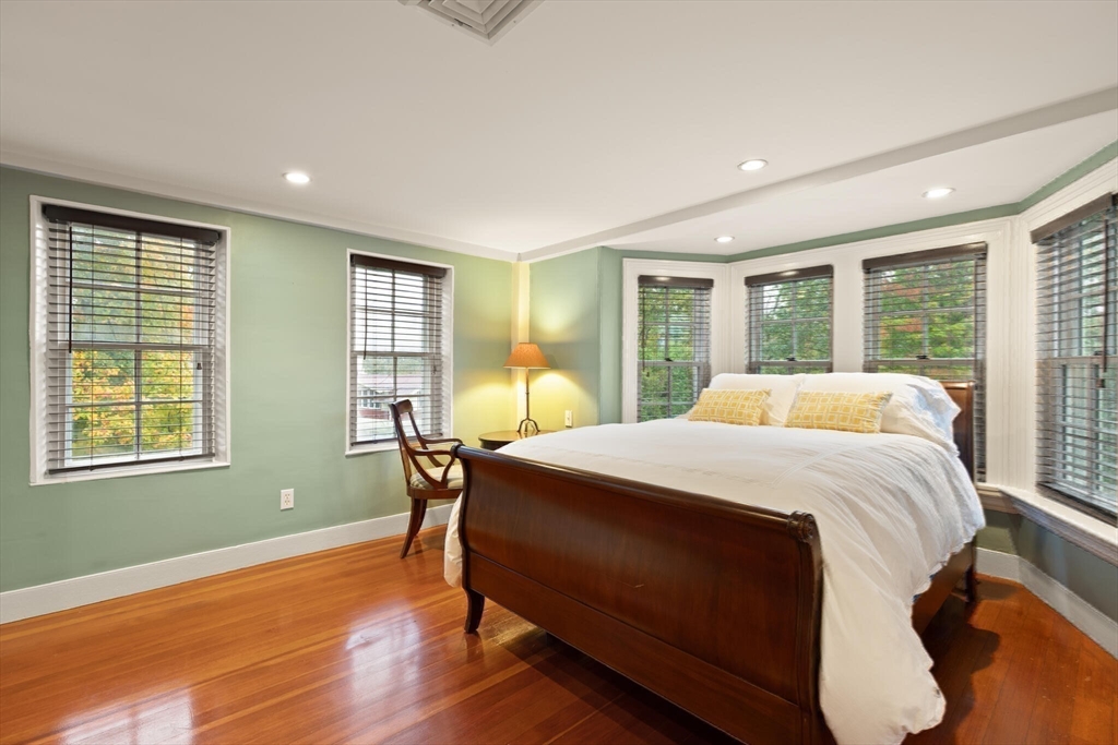 407 Highland Street Milton, MA 02186 - Photo 24 of 40