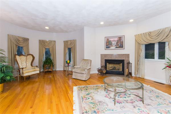 84 Coppermine Road Topsfield, MA 01983 - Photo 9 of 30 Gallery Image 9