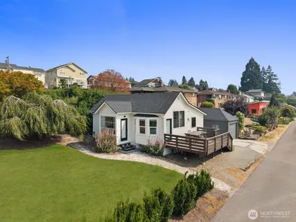 $624,999 | 1315 South 7th Street, Renton, WA 98057