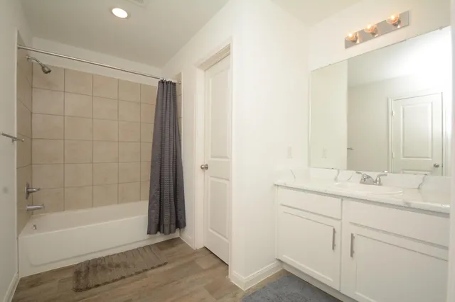 $1,800 | 1982 Road 5714 Cleveland Tx 77327, Cleveland, TX 77327