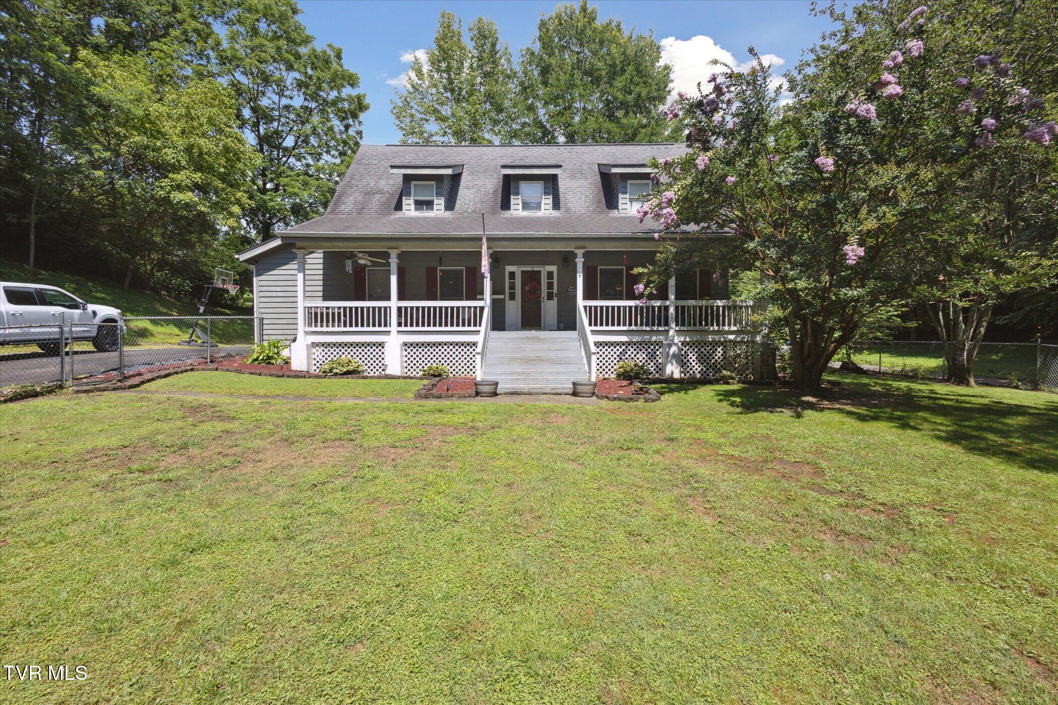 4879 Back Valley Road Big Stone Gap, VA 24219 - Photo 3 of 55 4879 Back Valley Rd
