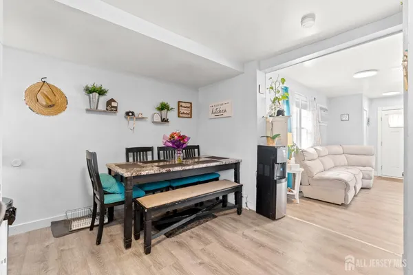 $499,999 | 34 Ling Street, Fords, NJ 08863