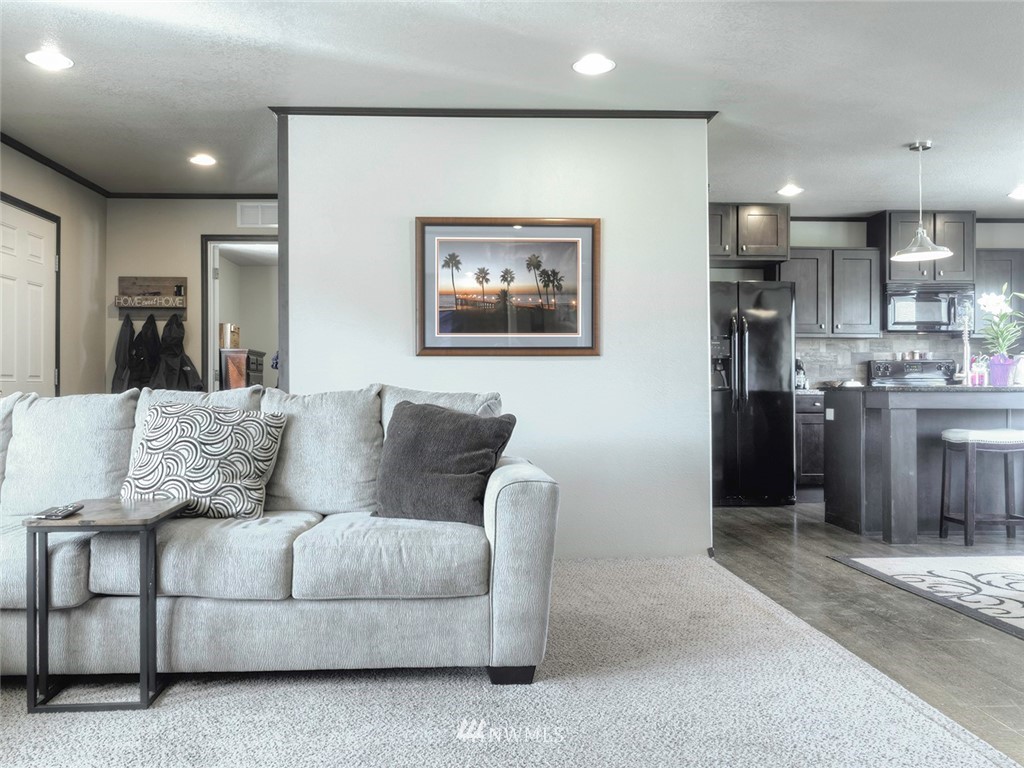 55 Old Goat Lane Sequim, WA 98382 - Photo 3 of 32 a living room with furniture and kitchen