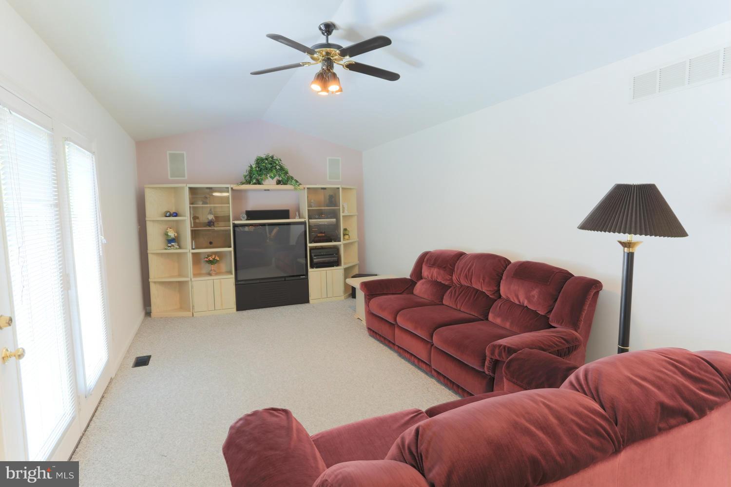 444 North Patuxent Road Odenton, MD 21113 - Photo 8 of 30 Family Room