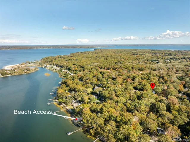 $989,000 | 2070 Cedar Drive, Southold, NY 11971