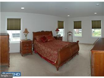 20 Maple Glenn Road Mount Laurel, NJ 08054 - Photo 9 of 12 Bedroom - Main