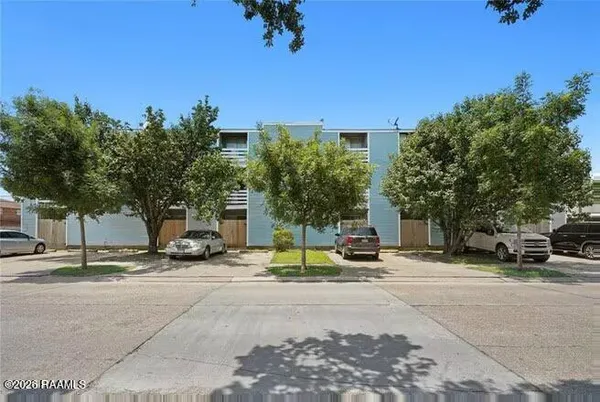 $74,900 | 4218 Hessmer Avenue, Unit 306, Metairie, LA 70002