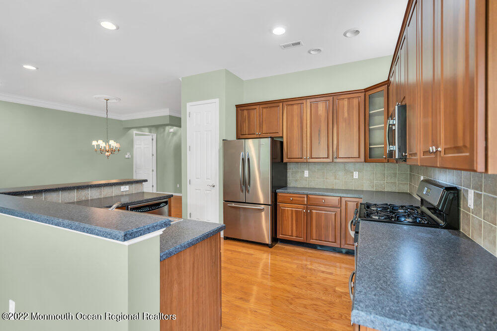 33 Crooked Stick Road Jackson, NJ 08527 - Photo 11 of 33 012_dsc05556