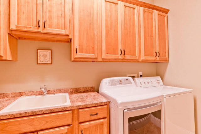 119 Sandy Ford Road Fairhope, AL 36532 - Photo 18 of 23 Laundry