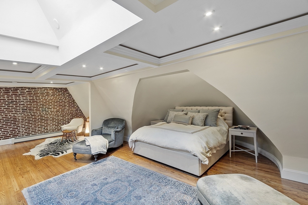 178 Commonwealth Avenue, Unit 7 Boston, MA 02116 - Photo 19 of 36