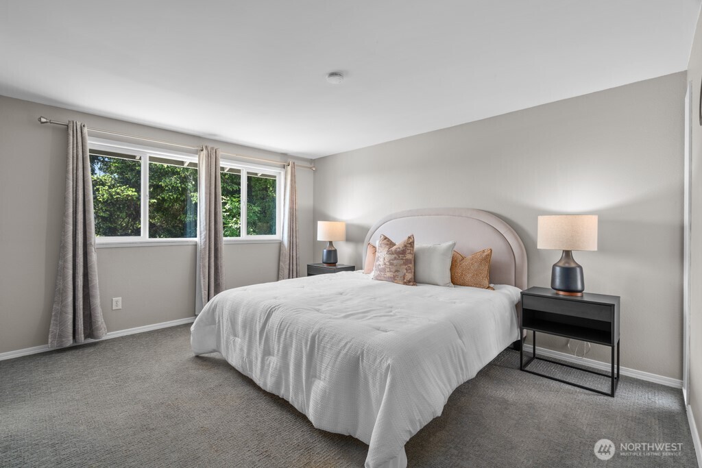 2323 Talbot Road South Renton, WA 98055 - Photo 18 of 30