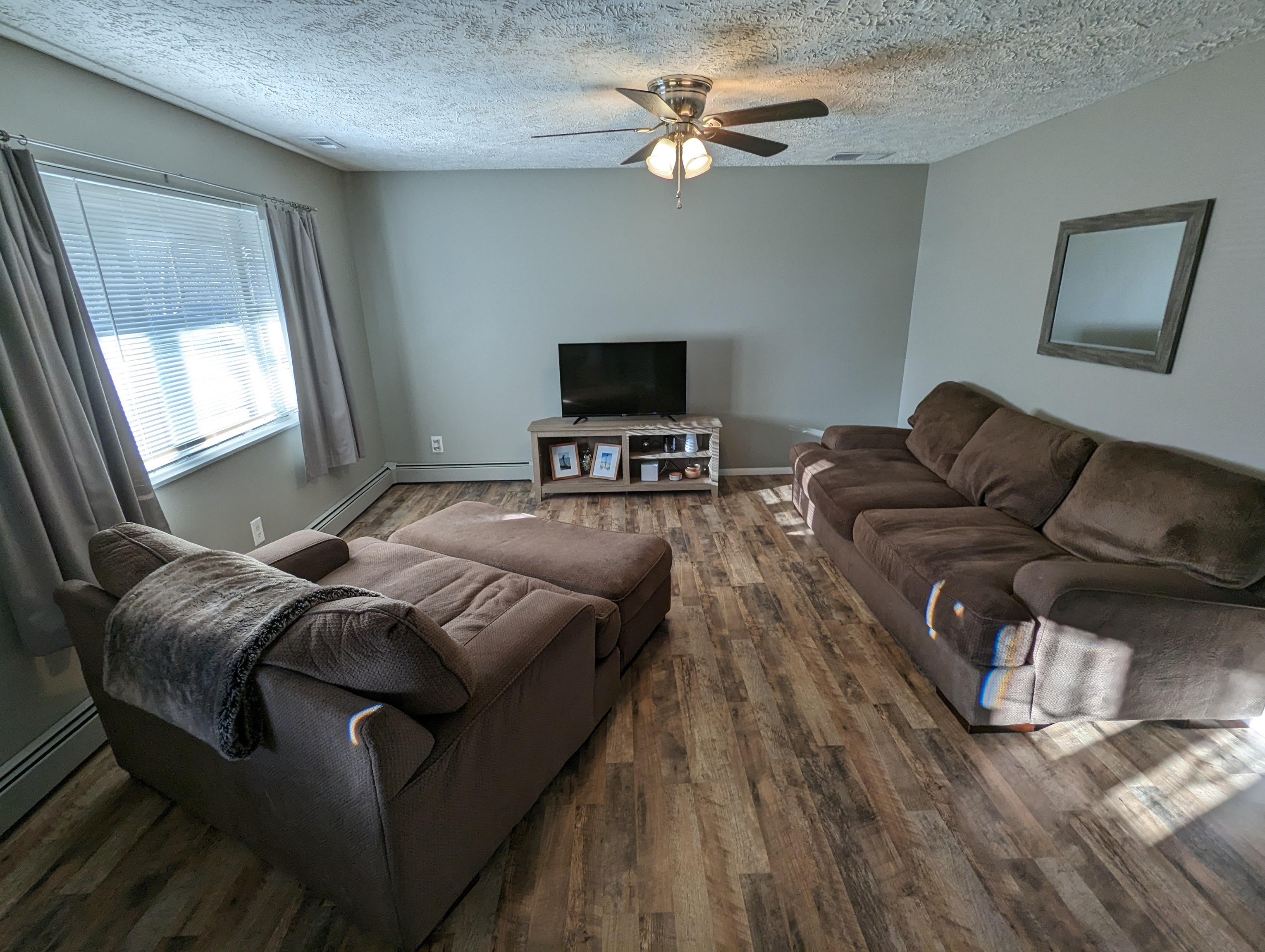 8831 Morgantown Road Indianapolis, IN 46217 - Photo 3 of 27 Gallery Image 3