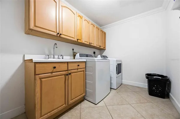 $975,000 | 3953 Prairie Dunes Drive, Sarasota, FL 34238