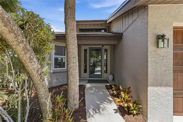 $975,000 | 3953 Prairie Dunes Drive, Sarasota, FL 34238